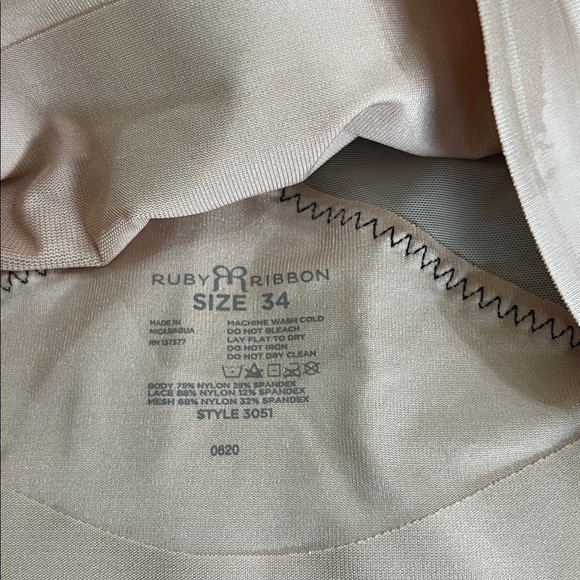 Ruby Ribbon Blush Sports Bra - Picture 4 of 9